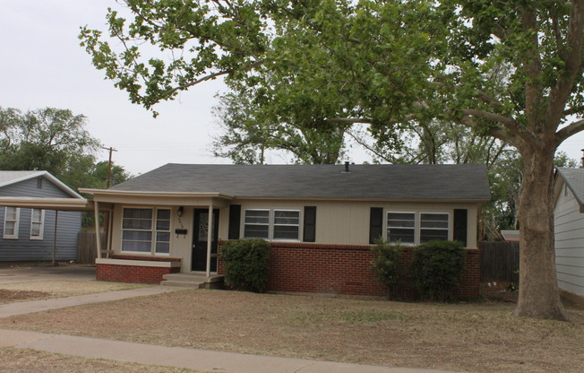 Available October 10th! 4 beds / 2 bath / 2 carport