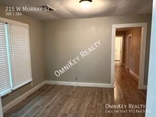 3 beds, 2 baths, 1,218 sqft, $1,400