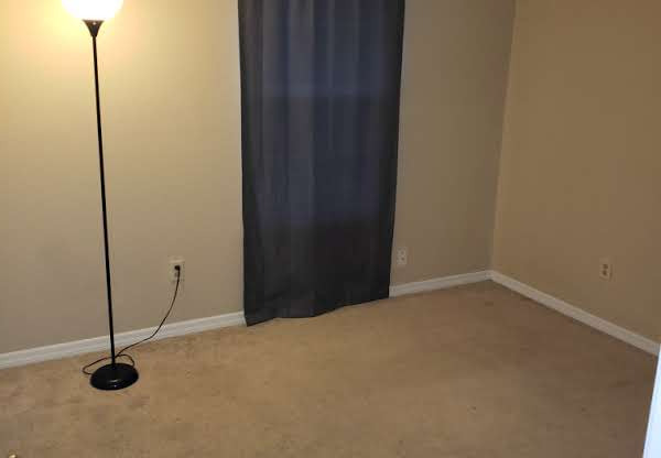 725 North Lincoln Street