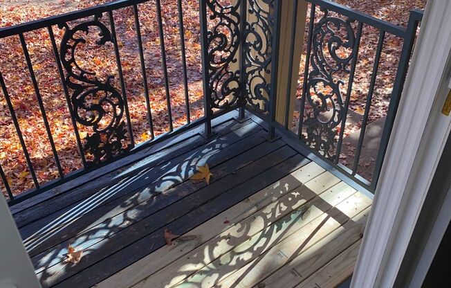 1 bed, 1 bath, 555 sqft, $700, Unit 46