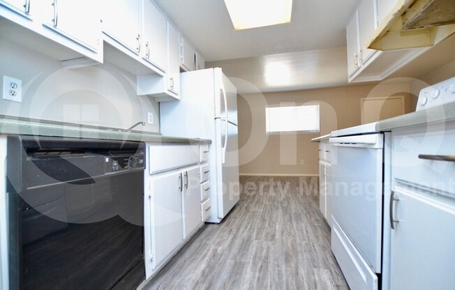 1 bed, 1 bath, 650 sqft, $899, Unit 8
