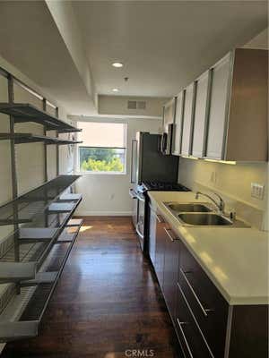 1 bed, 1 bath, 810 sqft, $2,700, Unit 15