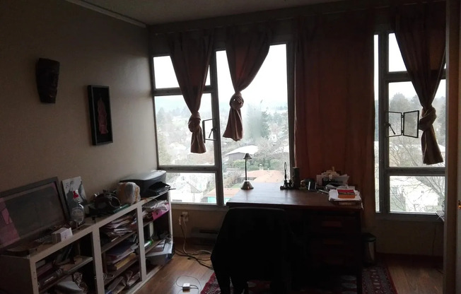 Furnished 2 bedroom Condo