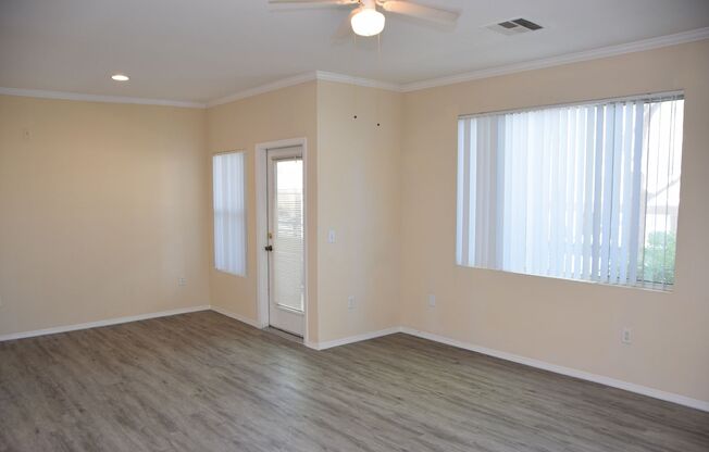 HENDERSON - SEVEN HILLS - CONDO - 1 BED + 1 BATH ON 1ST FLOOR