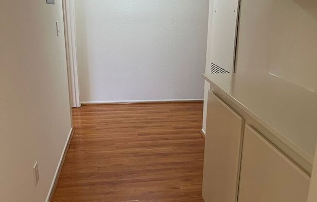 2 beds, 1 bath, $2,750