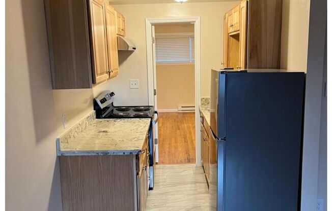 Fully Updated 1 Bed/1 Bath! Great Ballard Location & Great Price!