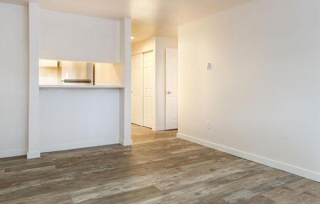 1 bed, 1 bath, 590 sqft, $1,455, Unit 224