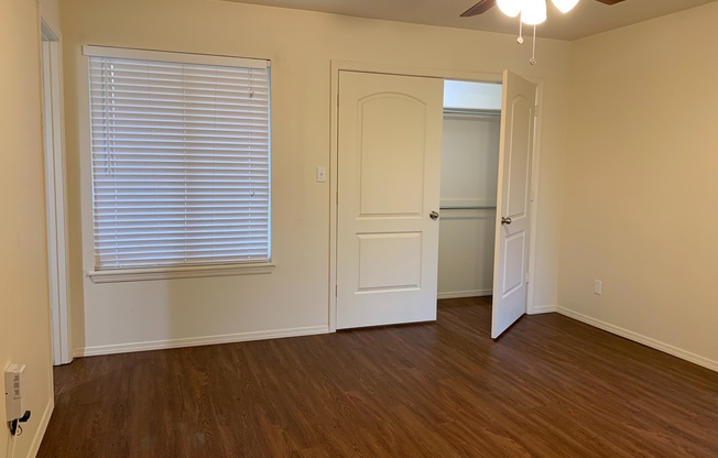 1 bed, 1 bath, 640 sqft, $675, Unit Building 5 Unit #64