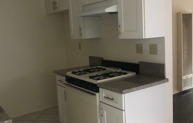 1 bed, 1 bath, 650 sqft, $1,875, Unit 6