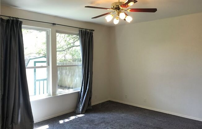 3 beds, 2 baths, $3,000