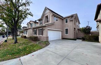 AVAILABLE NOW: Beautiful 4 bedroom Murrieta home for LEASE!