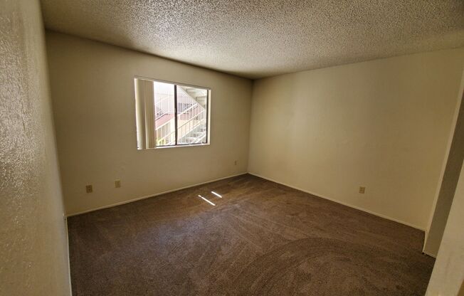 1 bed, 1 bath, 660 sqft, $1,800, Unit 69