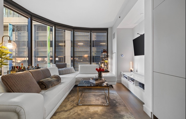 Studio, 1 bath, 537 sqft, $4,200, Unit 301