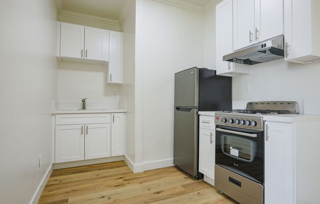 1 bed, 1 bath, 850 sqft, $1,795, Unit 102