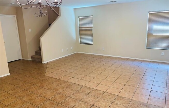**$250 off 1st MONTH** 7229 American Pride St Las Vegas, NV 89148