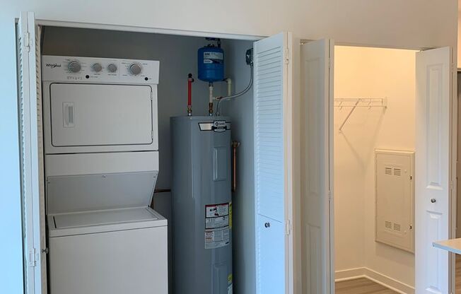 1 bed, 1 bath, 739 sqft, $2,195, Unit 409