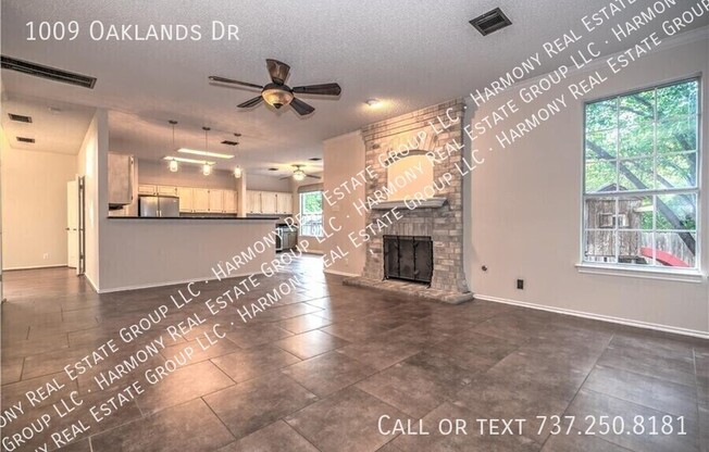 1009 OAKLANDS DR