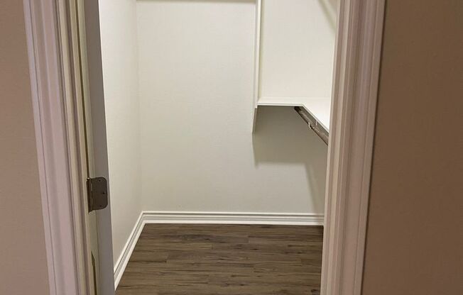 2 beds, 2 baths, 1,162 sqft, $1,525, Unit 202