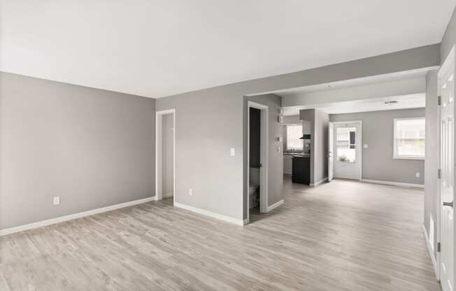 Spacious Living Area at Spring Creek Townhomes, Springfield, 62702