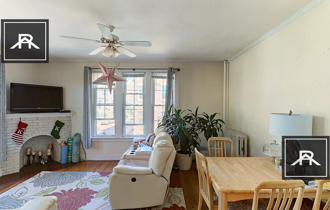 13 GLENVILLE