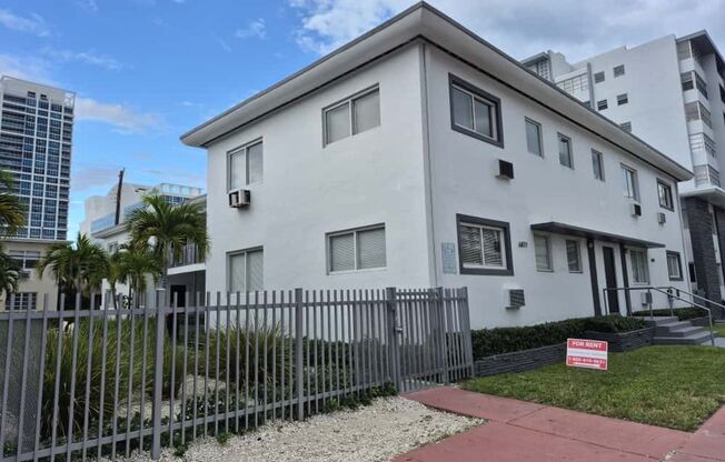 6877 Abbott Ave Miami Beach, FL 33141
