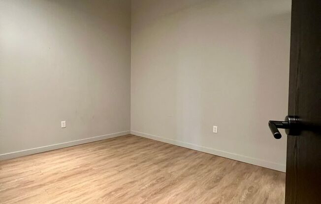 2 beds, 2 baths, 1,180 sqft, $1,700, Unit 207