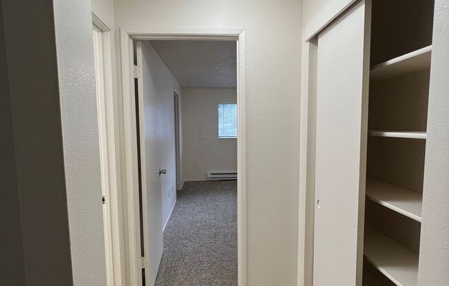 1 bed, 1 bath, 777 sqft, $1,400, Unit 130-23