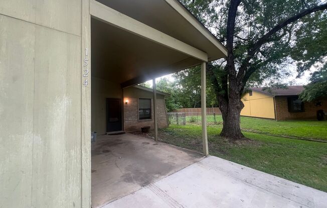 2/1 with Carport / Fridge / No Carpet /Gas Cooking / Fenced in Yard / CISD