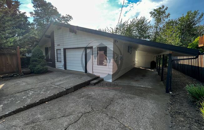 Gorgeous Mid Century Home in Dallas - MOVE IN SPECIAL