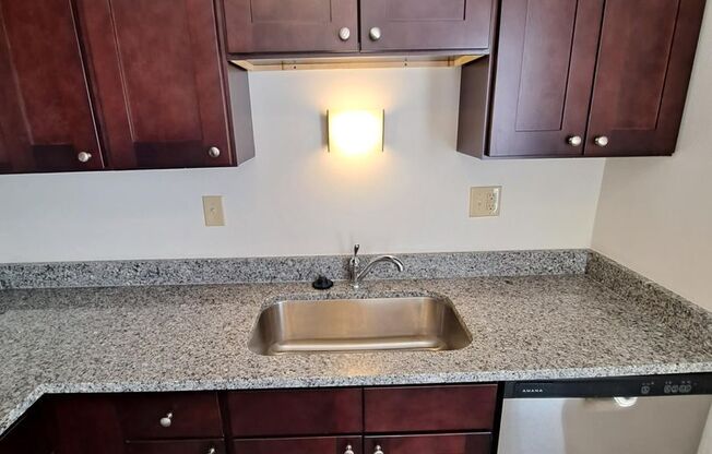 2 beds, 1.5 baths, 1,100 sqft, $1,195, Unit 662107