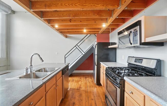 1 bed, 1 bath, 881 sqft, $1,441, Unit 3301-206