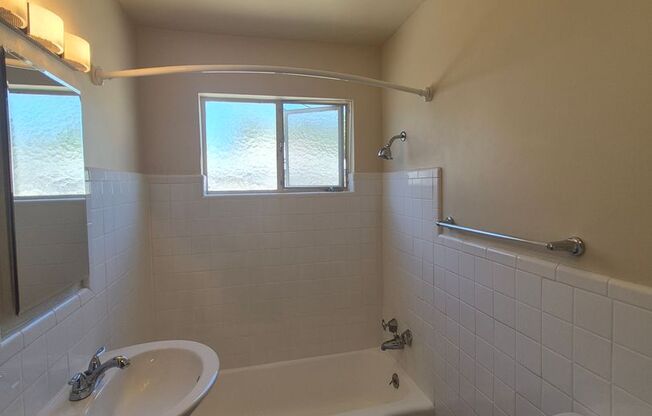 1 bed, 1 bath, $1,525, Unit 208