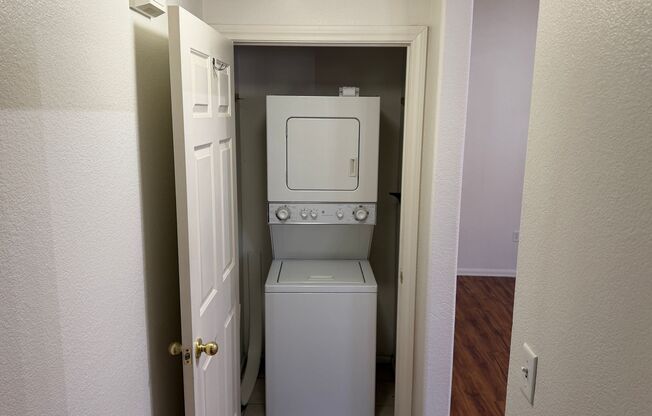 1 bed, 1 bath, $1,200, Unit UNIT 1123