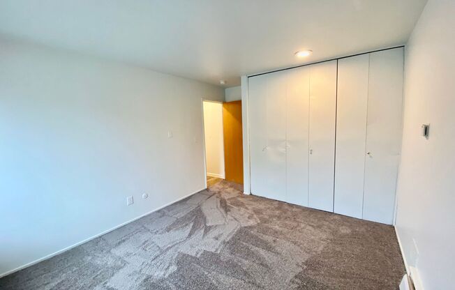 2 beds, 1 bath, 1,000 sqft, $1,295, Unit 306