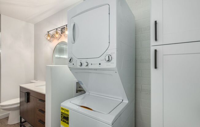 1 bed, 1 bath, 635 sqft, $1,100, Unit 21