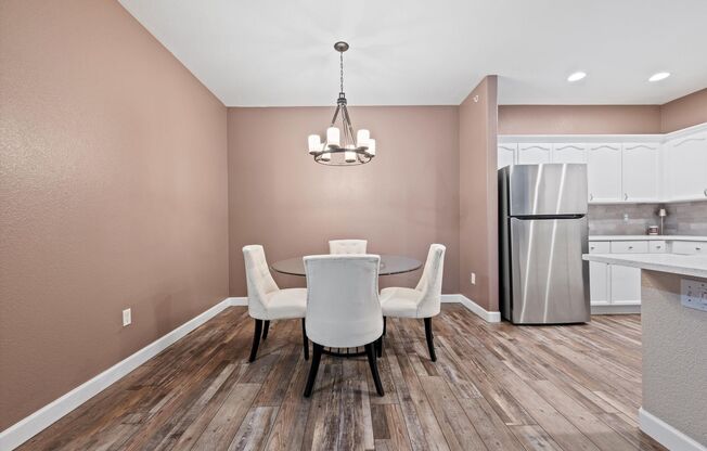 2 Bed / 2 Bath Littleton Condo | Garage, Pool & Fitness Center