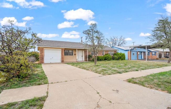 Cozy Home w/ Large Backyard, Minutes from TTU