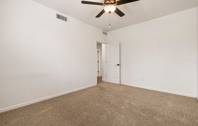 3 beds, 2 baths, 1,272 sqft, $2,125, Unit 231