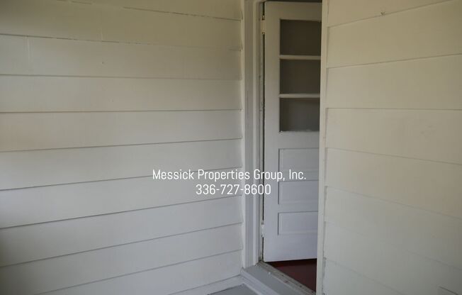 3 beds, 1 bath, $1,700