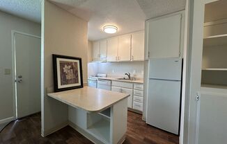 1 bed, 1 bath, $1,295, Unit 53