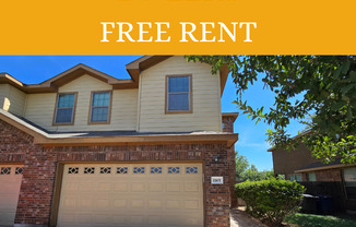 2 Weeks Free Rent / Large 2 Story Duplex off Alves Lane / Fenced in Backyard /Large Living Room /CISD