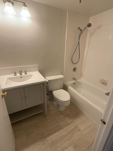 1 bed, 1 bath, 700 sqft, $3,100, Unit 610