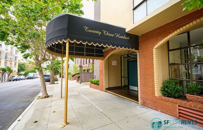 Pacific Heights: Studio w/ Sleeping Alcove, Dining Area, & Laundry Onsite