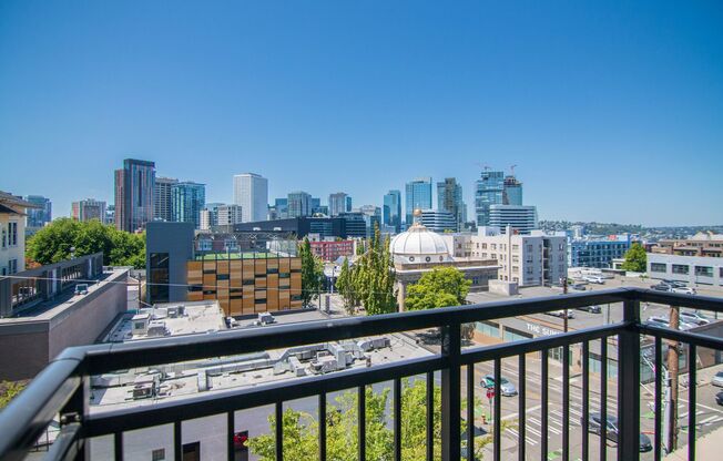 2 beds, 2 baths, 1,042 sqft, $4,025, Unit 510