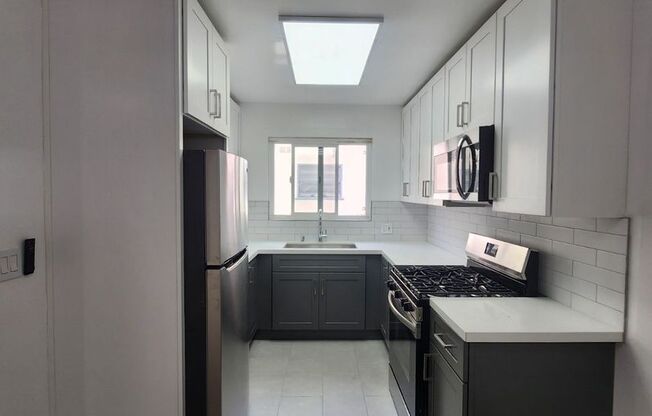 1 bed, 1 bath, $2,395, Unit 1