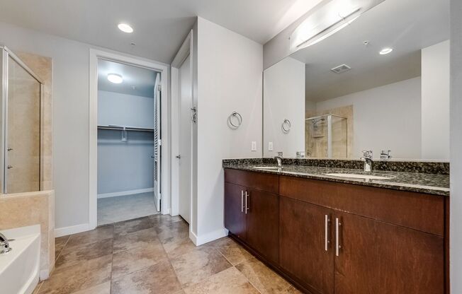 2 beds, 2.5 baths, $3,300, Unit UNIT 123