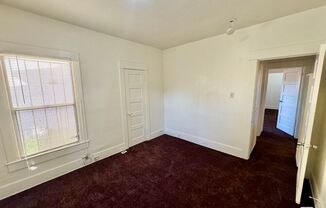 2 beds, 1 bath, 1,100 sqft, $2,700