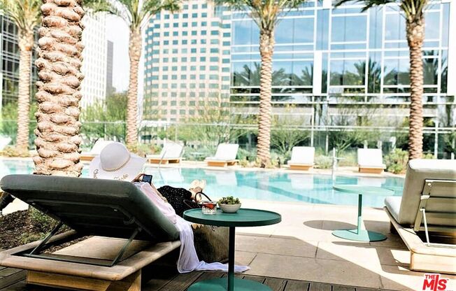 3 beds, 2.5 baths, 1,626 sqft, $5,700, Unit 2910