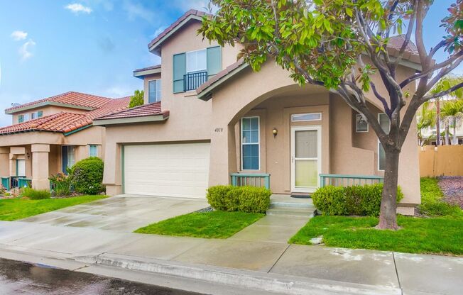 Desirable 3 Bedroom 2 Bath in Ivey Ridge Community!
