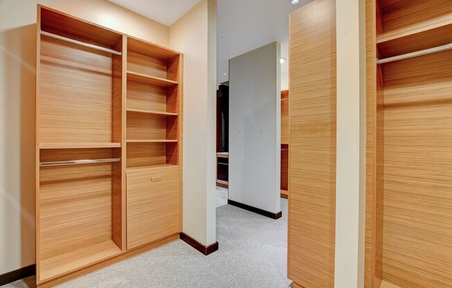 2 beds, 2.5 baths, $16,500